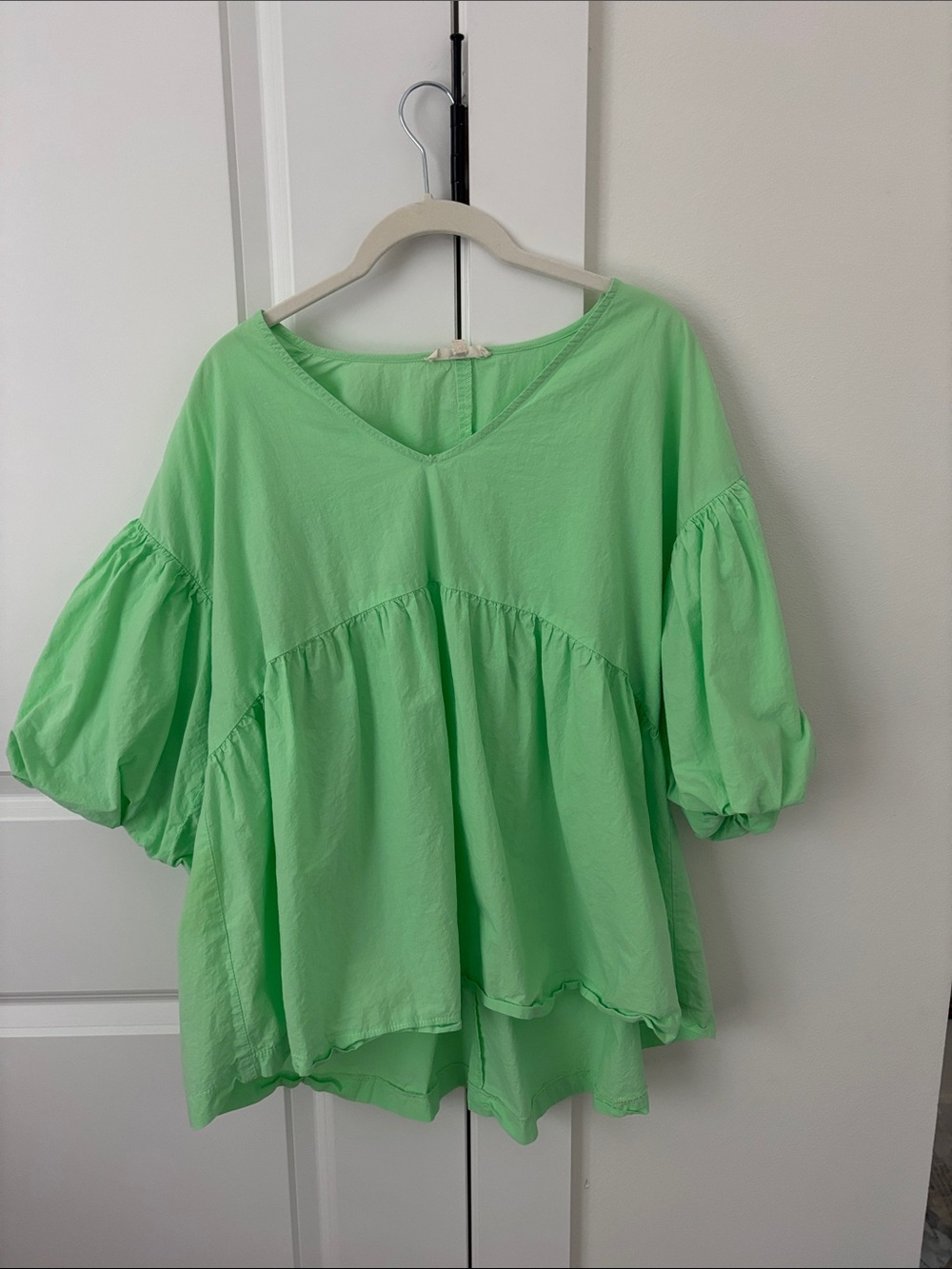 Green V-Neck Puff Sleeve Peplum Top Size Large